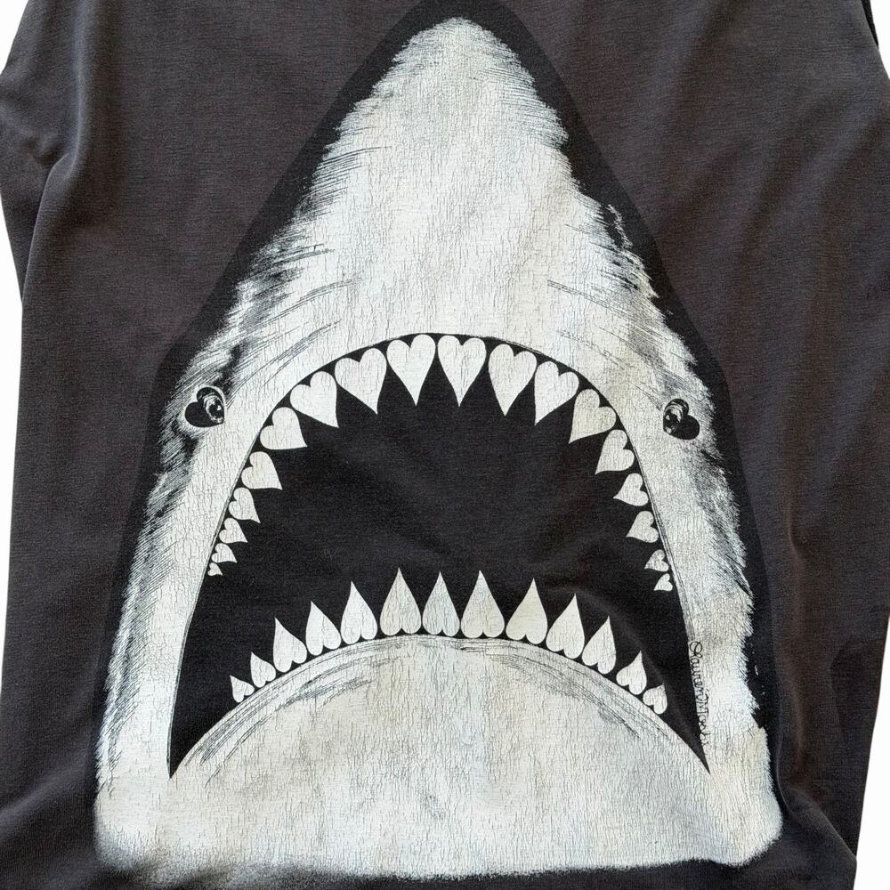 Lauren Moshi Shark Heart Tooth Top - Picture 5 of 6